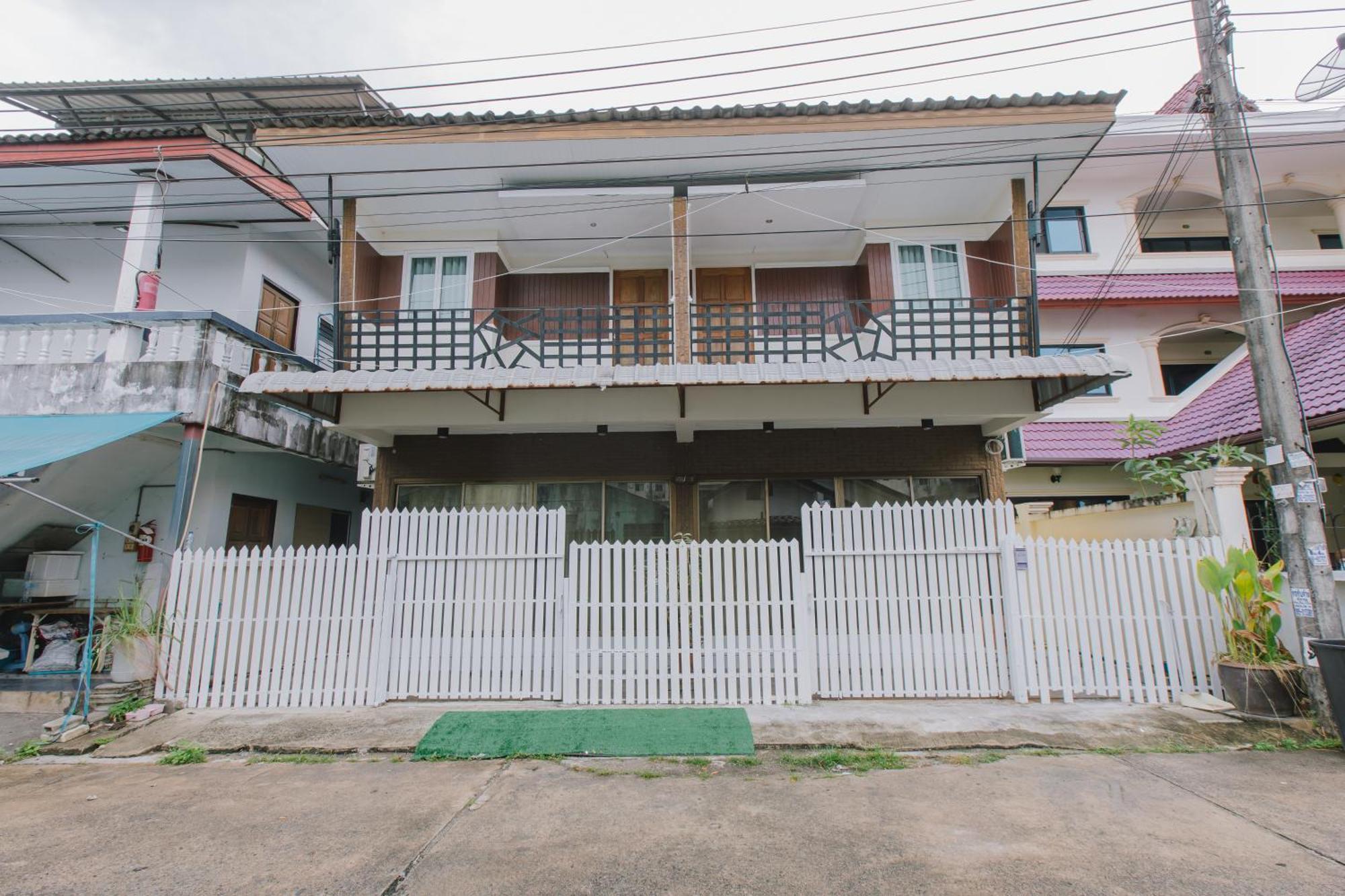 Royal Prince Residence Patong Ngoại thất bức ảnh